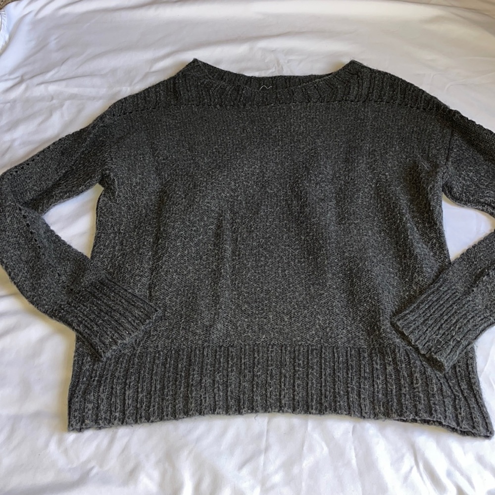 GAP sweater